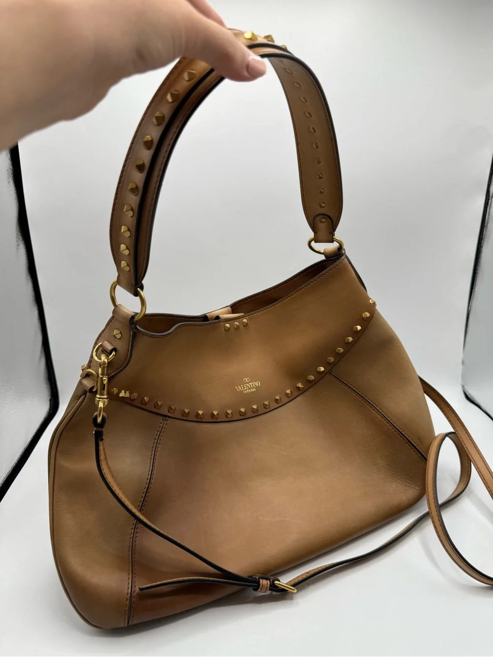 Valentino Garavani - Twinkle Studs Cognac Leather Medium Hobo Bag